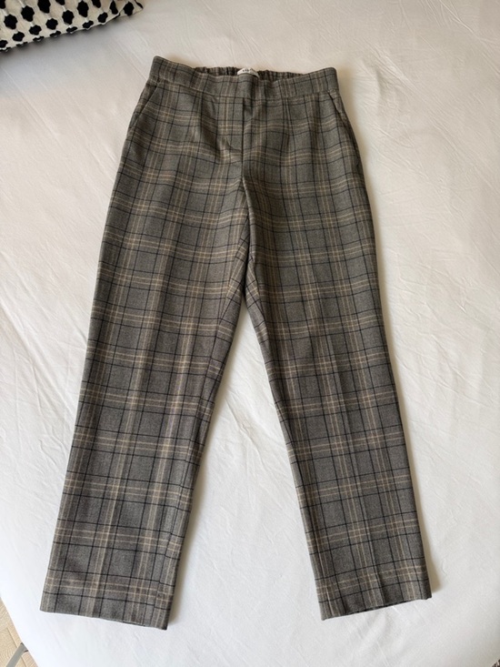 Aritzia Pants - Aritzia Babaton Cropped Pants Gray Checkered